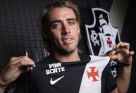 Vasco anuncia a contratação de Claudio Spinelli, artilheiro do Del Valle