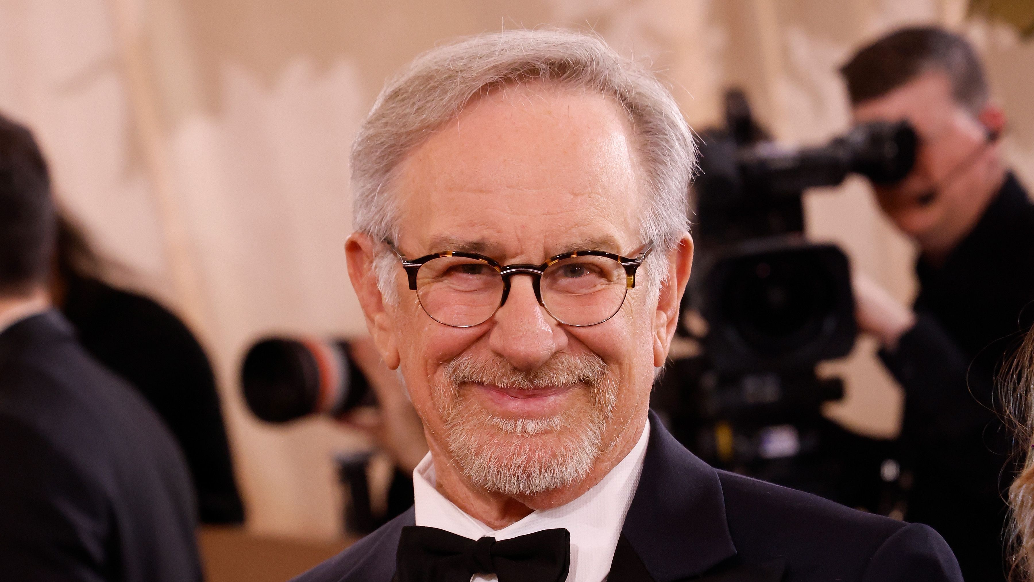 Spielberg bate recorde de buscas com novo filme