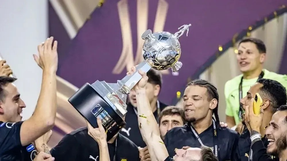 Taça da Copa Libertadores de Futsal.