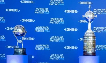 Taças da Sul-Americana e da Libertadores.