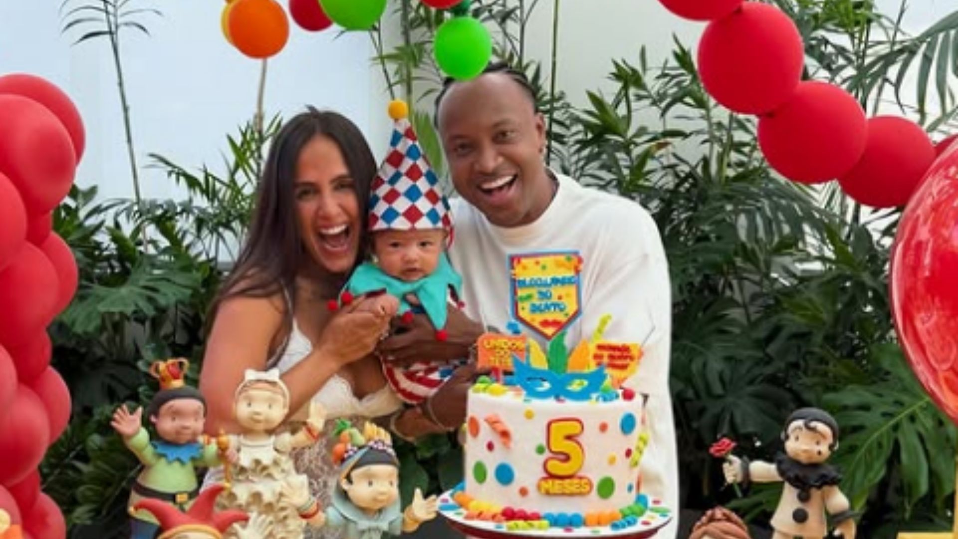 Carol Peixinho e Thiaguinho celebram 5 meses de Bento