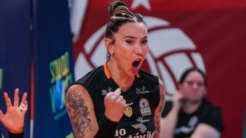 Tiffany Abreu durante a vitória do Osasco sobre o Fluminense nas quartas de final da Copa Brasil de vôlei