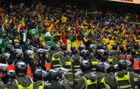 Torcedores de Senegal durante a final da Copa Africana de Nações contra Marrocos