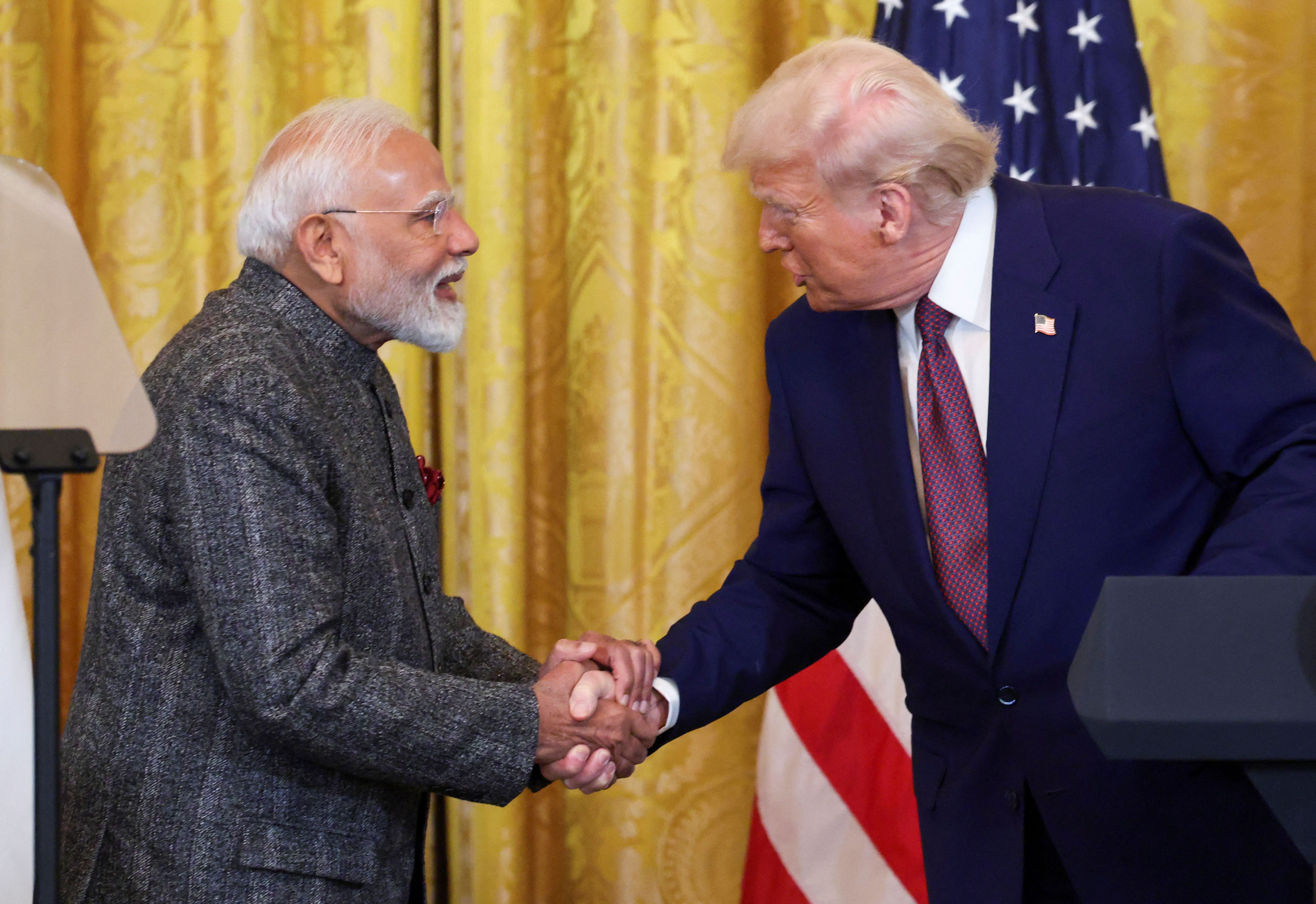 Donald Trump e Narendra Modi na Casa Branca em fevereiro de 2025