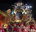 Alegoria atropela cinco pessoas e Maricá estoura tempo de desfile no Rio