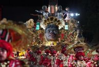 RJ: homem atropelado por carro alegórico passa por cirurgia e segue no CTI