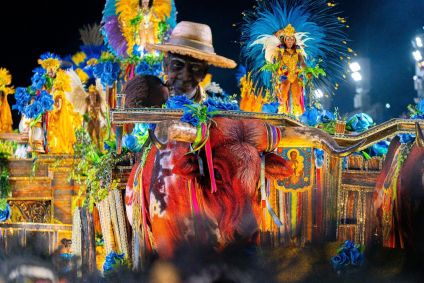 Unidos da Tijuca homenageou a escritora Carolina Maria de Jesus no Carnaval 2026