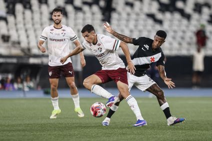 Lance de Vasco x Fluminense pelo jogo de ida da semifinal do Carioca