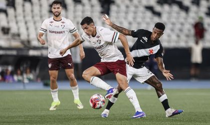 Lance de Vasco x Fluminense pelo jogo de ida da semifinal do Carioca