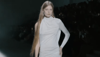 Brasileira Livia Nunes estrela 'short film' para a Dior em Paris