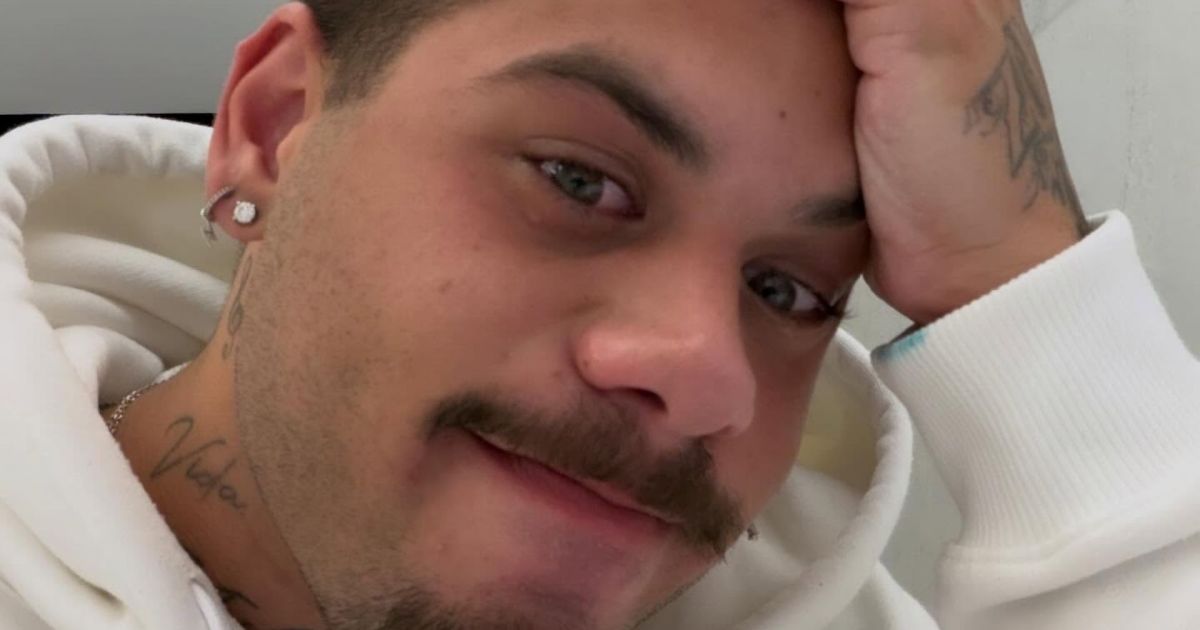 Zé Felipe revela com quem vai passar os Dias dos Namorados: “Larguei duas”