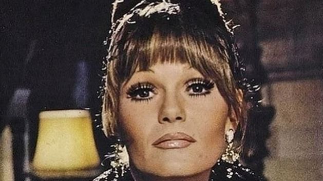 1-valerie-perrine-1