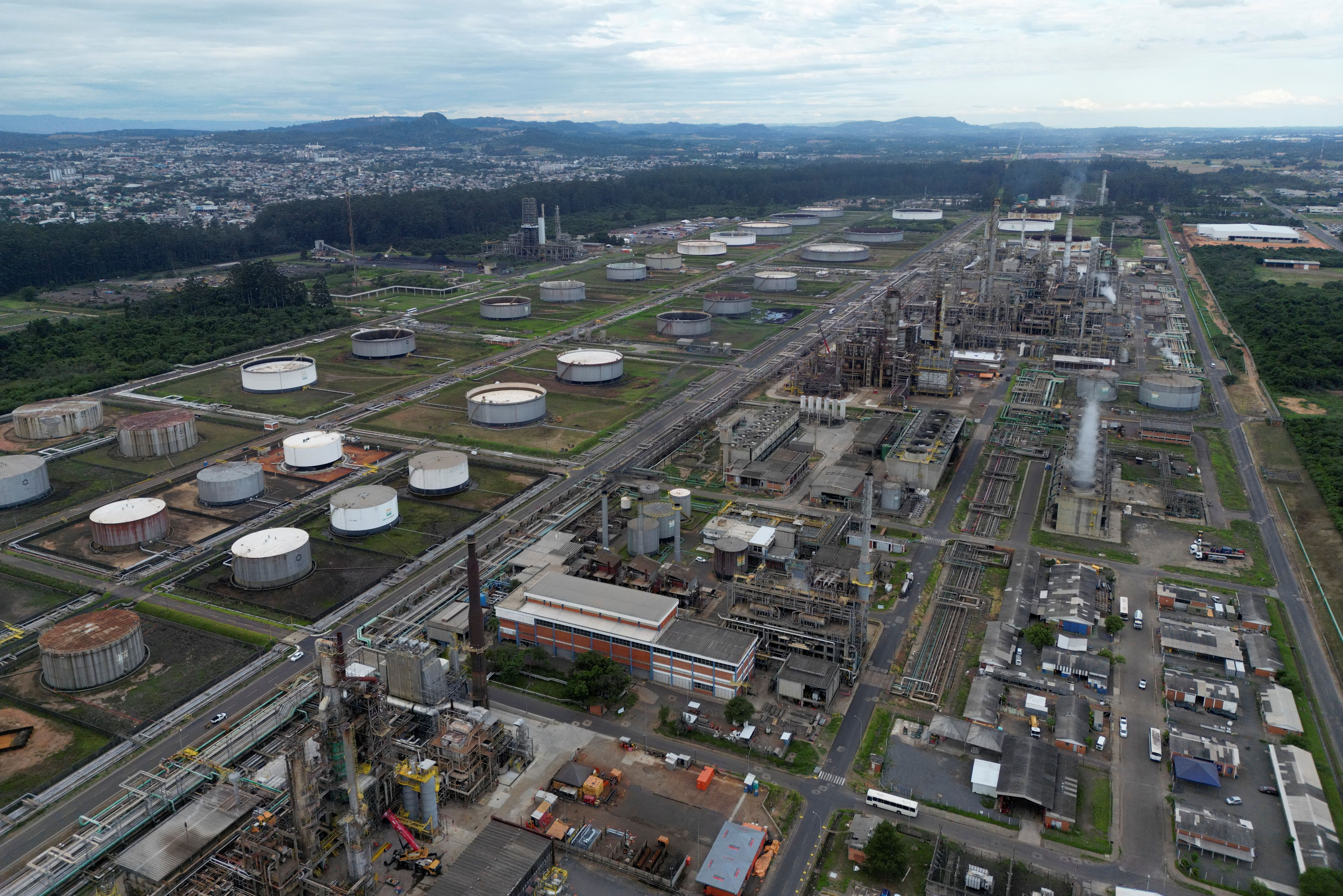 Refinaria Alberto Pasqualini, em Canoas