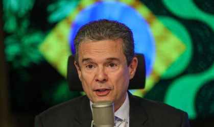 Ministro André de Paula