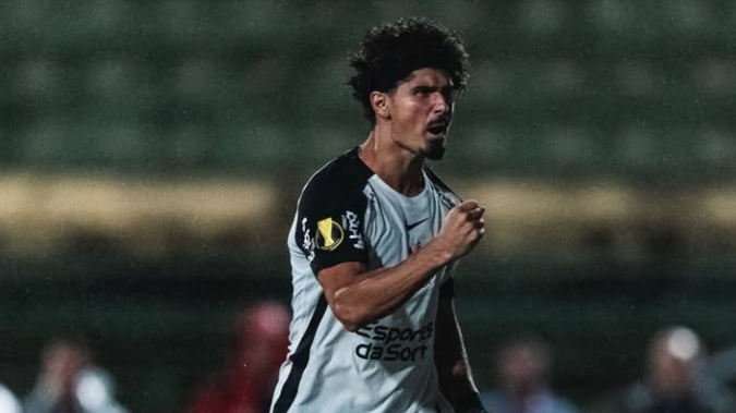 André Ramalho, zagueiro do Corinthians