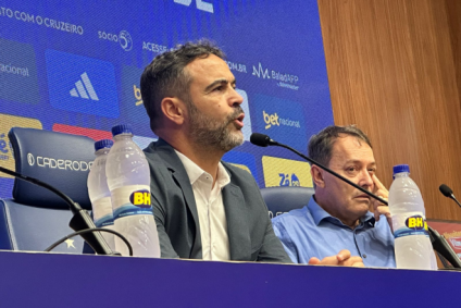 Artur Jorge é apresentado no Cruzeiro