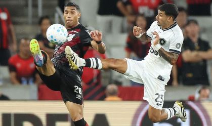 Lance de Athletico-PR x Botafogo