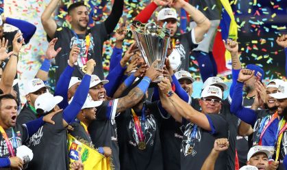 Venezuela vence EUA e ganha primeira Copa do Mundo de Beisebol Este é um trecho original publicado em Exame.com. Leia a matéria completa em https://exame.com/mundo/venezuela-vence-eua-e-ganha-primeira-copa-do-mundo-de-beisebol/?utm_source=copiaecola&utm_medium=compartilhamento