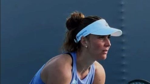 Bia Haddad em treino para o Miami Open