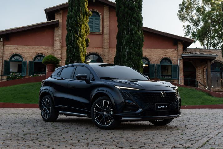 Caoa Changan UNI-T: SUV médio tem motor 1.5 Turboflex de 180 cv • Divulgação