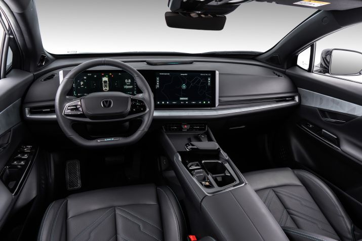 Caoa Changan UNI-T: SUV médio tem motor 1.5 Turboflex de 180 cv • Divulgação