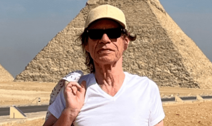 Mick Jagger posta fotos no Egito e filho dá dica nos comentários