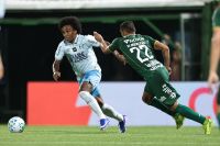 Grêmio e Chapecoense empatam em jogo marcado por falhas no Brasileirão