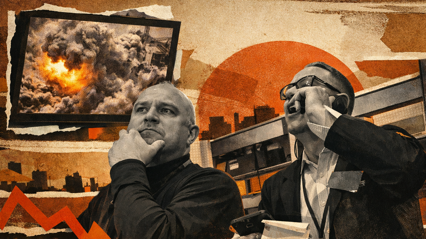 Ilustração de operadores de bolsa olhando uma explosão na televisão