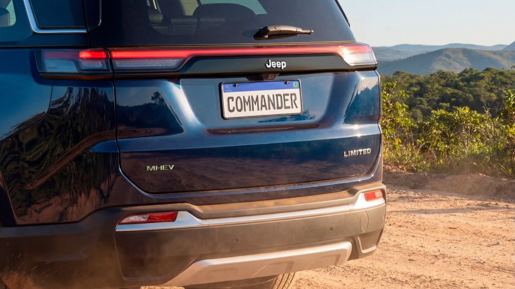 Jeep Compass Limited 2027: SUV ganha sistema MHEV
