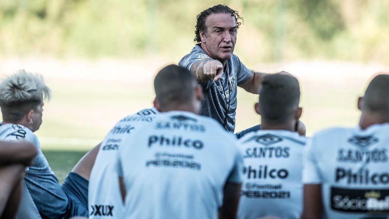 Cuca foi anunciado e fará sua quarta passagem pelo Peixe