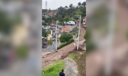 Caixa d'água da Sabesp se rompe, deixa 1 morto e espalha lama em SP; veja
