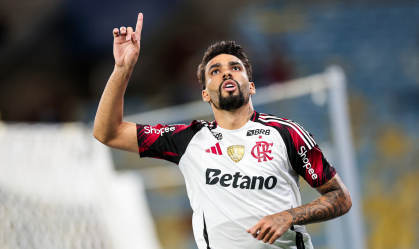 Paquetá celebra gol em Flamengo x Madureira, pela semifinal do Campeonato Carioca.