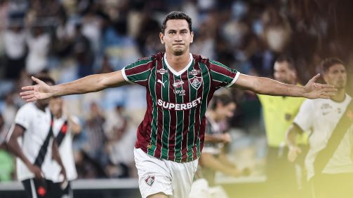 Ganso celebra gol em Fluminense x Vasco