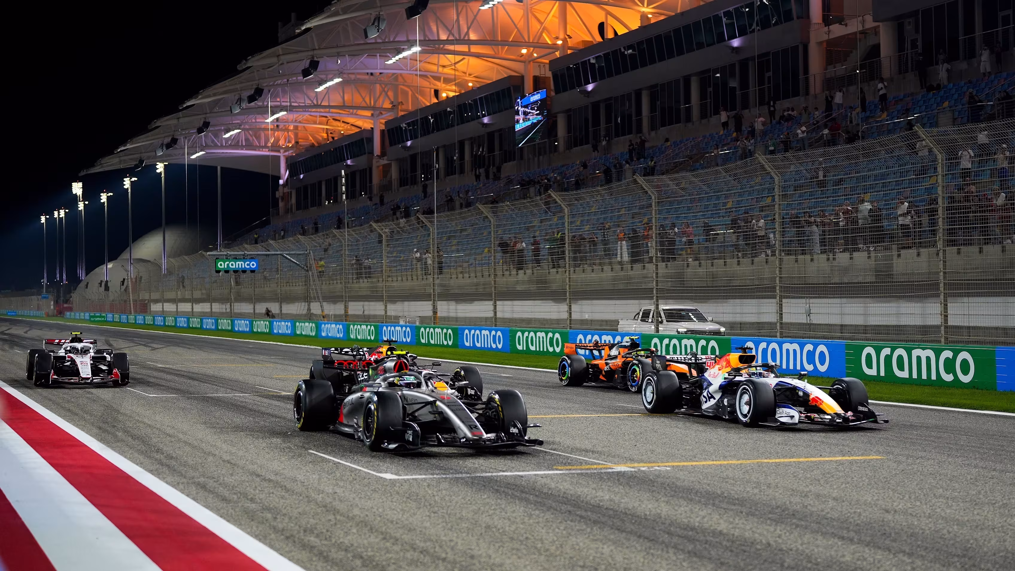 Regulamento inédito desafia equipes na abertura da F1