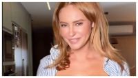 Paolla Oliveira posa de lingerie e fala sobre se sentir bem; veja imagens