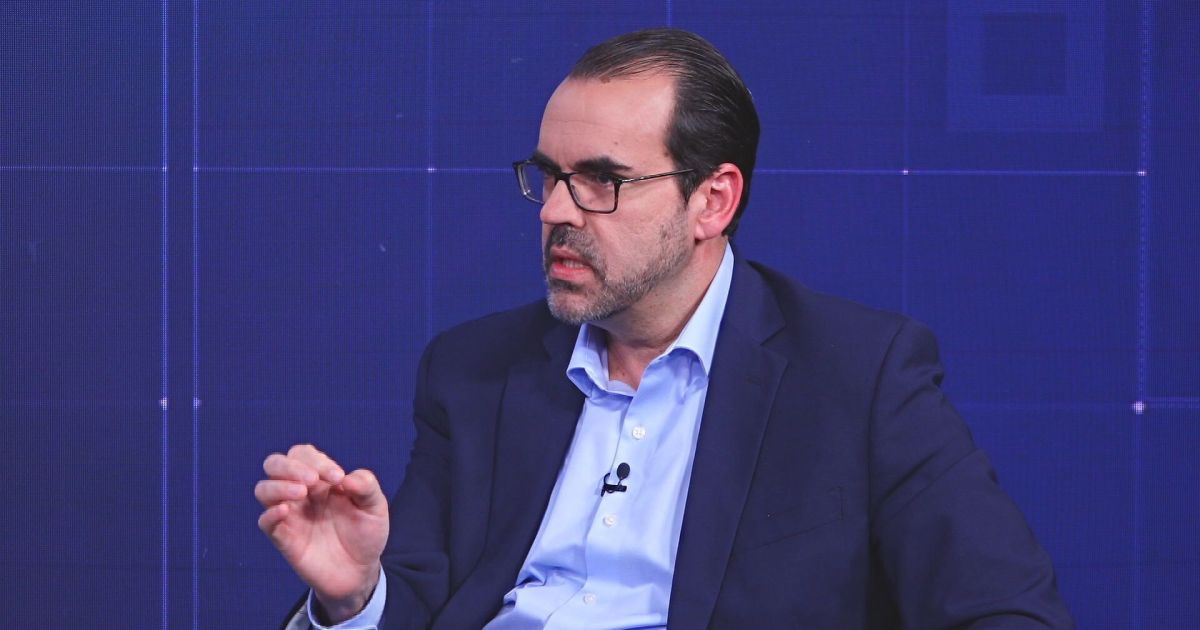 Eleição ocorre sob desalento crescente do eleitor, diz Christopher Garman