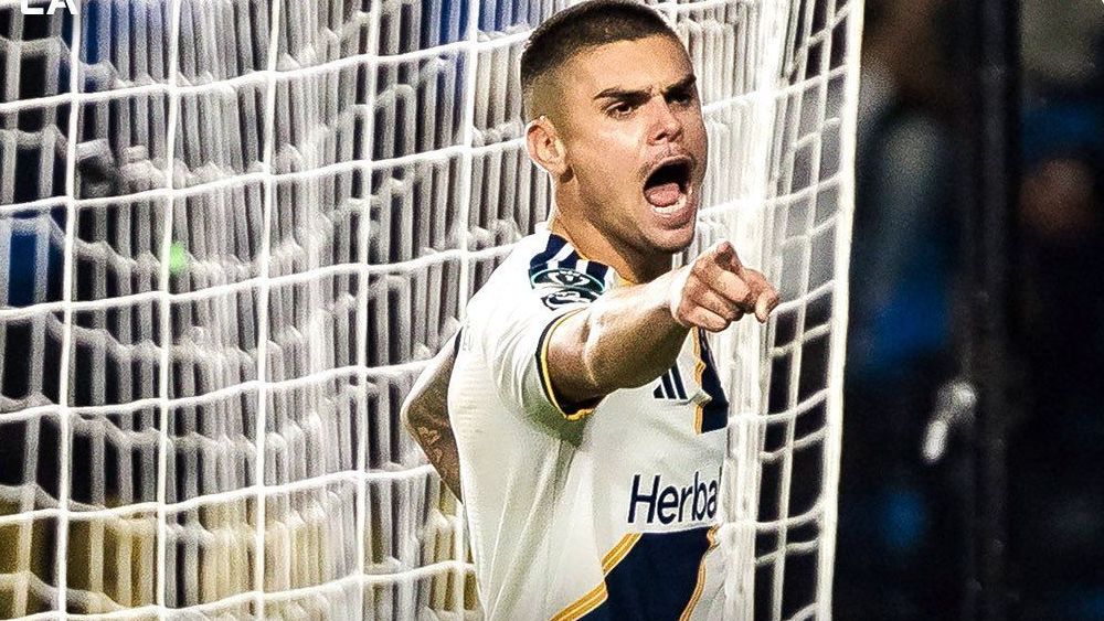 Ex-Vasco, Gabriel Pec faz hat-trick e Galaxy vence na Champions da Concacaf