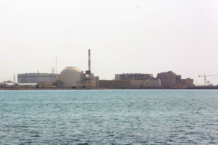 Vista da Usina Nuclear de Bushehr, Irã, em 28 de abril de 2024 • Fatemeh Bahrami/Anadolu via Getty Images