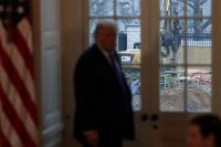 Analise: Trump, um salão de baile e os limites da República