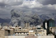 Israel ataca Beirute e Teerã após embaixada dos EUA ser atingida