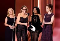 Catherine O'Hara é homenageada postumamente no The Actor Awards