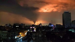 Militares dos EUA dizem que o Irã está lançando mísseis de áreas povoadas