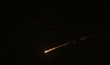 Sistemas de defesa aérea israelenses interceptam vários mísseis em Tel Aviv, Israel, em 18 de março