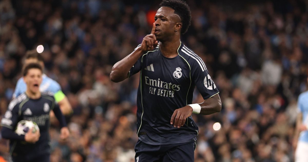 Arsenal quer tirar Vini Jr. do Real Madrid, diz jornal inglês
