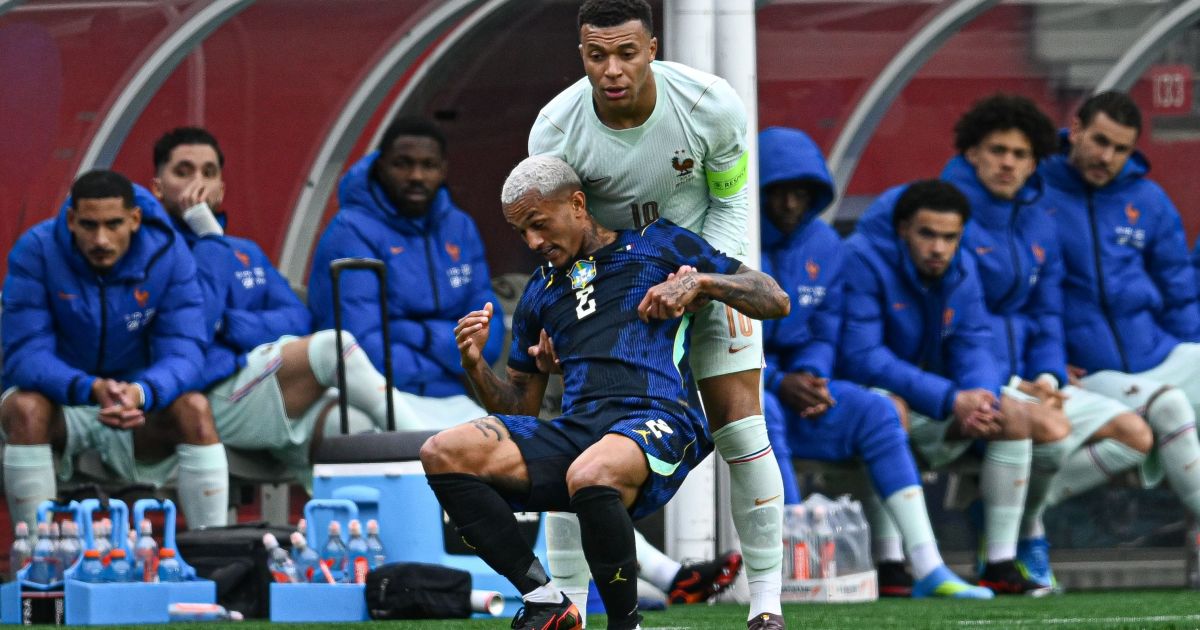 Torcida nos EUA pede Neymar em derrota da Seleção para França