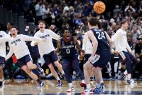 Cesta no último segundo leva UConn ao Final Four da NCAA; veja