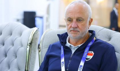 Técnico da seleção iraquiana pede adiamento da repescagem da Copa do Mundo devido à paralisação das viagens