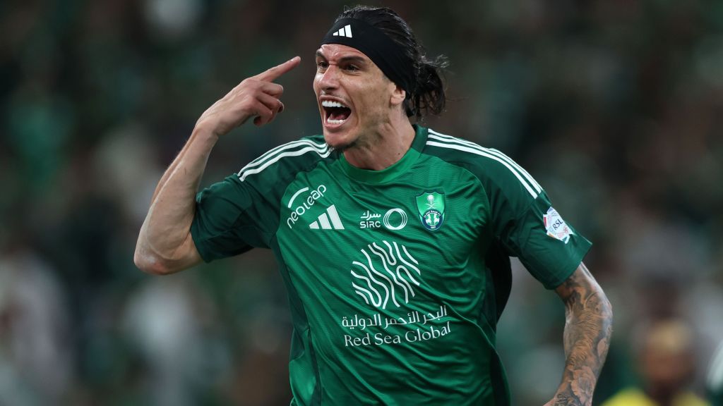 Ibañez joga no Al Ahli da Arábia Saudita