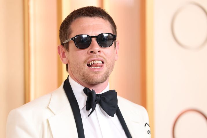 Jack O'Connell no Oscar 2026 • Los Angeles Times via Getty Images
