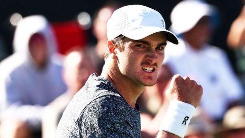 João Fonseca durante vitória sobre Karen Khachanov